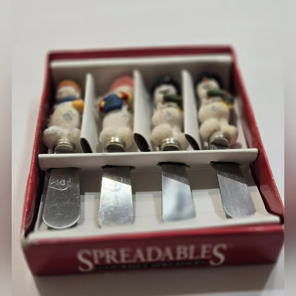 Cardinal Inc. Gourmet Cheese Spreaders Snowmens